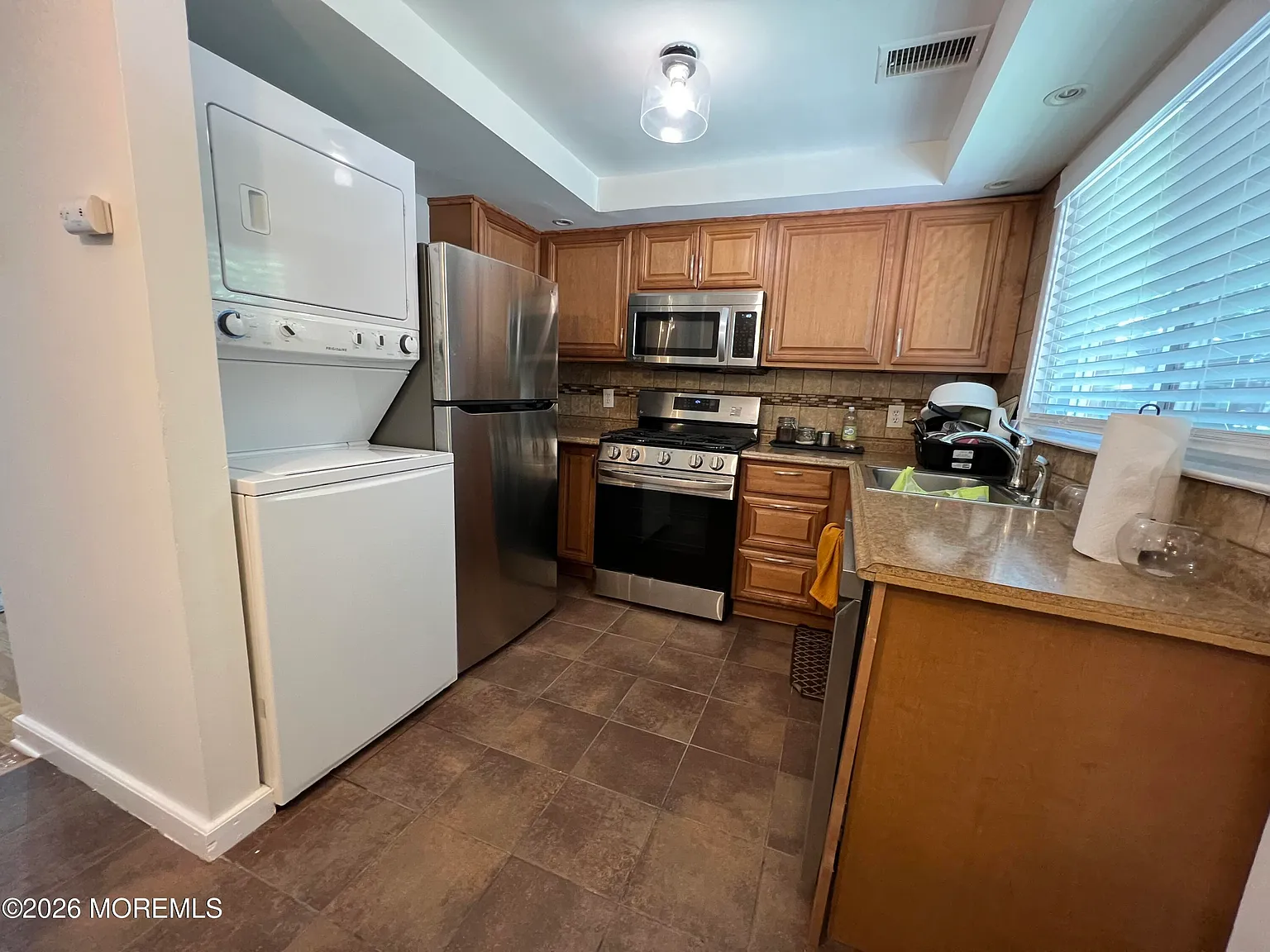 2 bed, 756 sqft, $2,500 — Photo 4