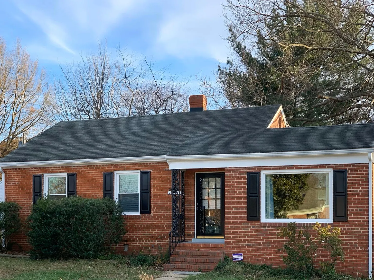 2405 Carlisle Ave — Photo 1
