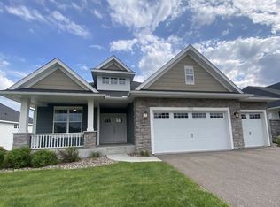 2001 Paisley Path, Chanhassen, MN 55317