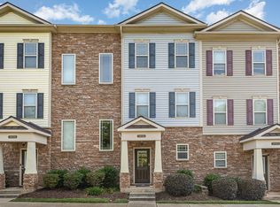3828 Amelia Park Dr, Raleigh, NC 27606