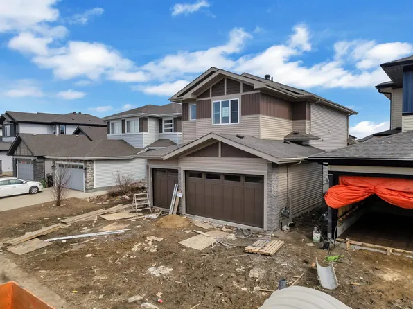 12607 44th St NW, Edmonton, AB T5A 1V4