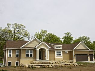 3048 Parker Pass, Sun Prairie, WI 53590