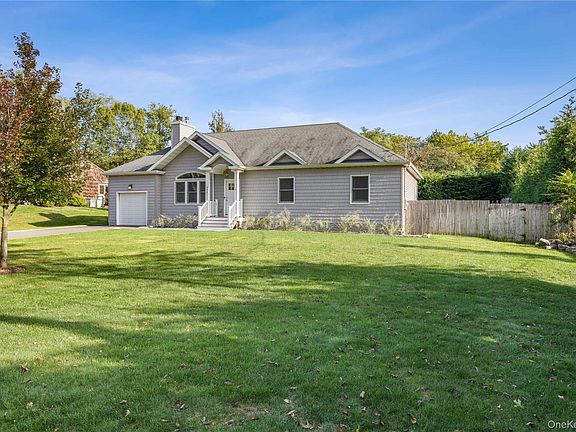 3rd image of 380 Homestead Way