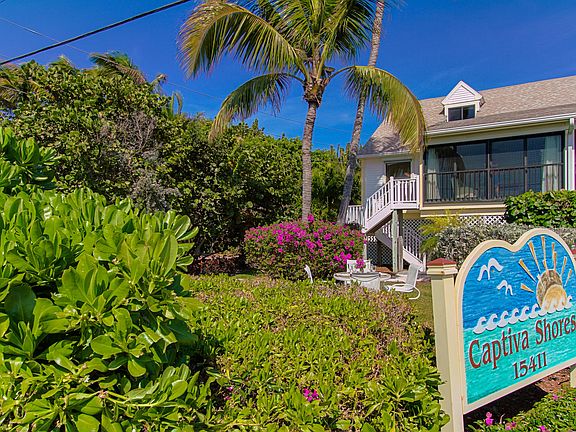 3rd image of 15411 Captiva Dr #8A