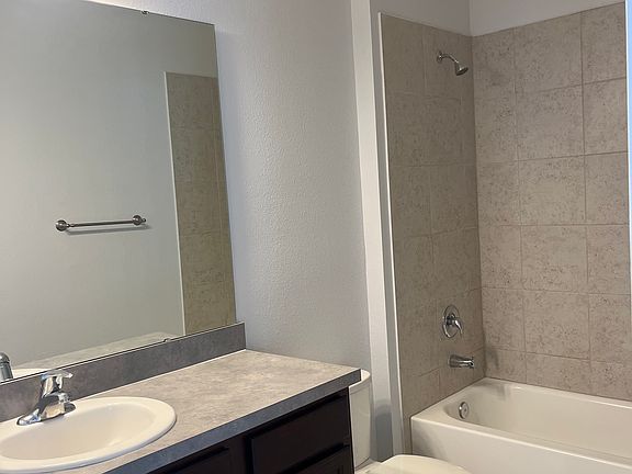 5th image of 7011 Arnoldson St #1