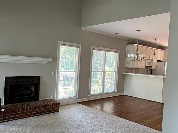 3rd image of 5703 Creft Cir