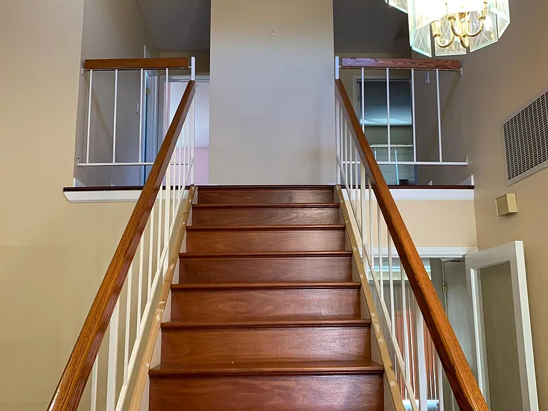 1808 Daltrey Way — Photo 12