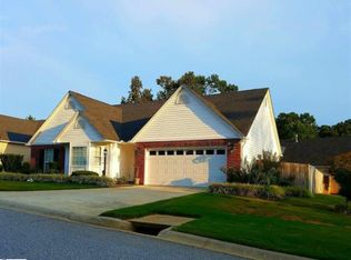 109 Raintree Cove Dr, Taylors, SC 29687
