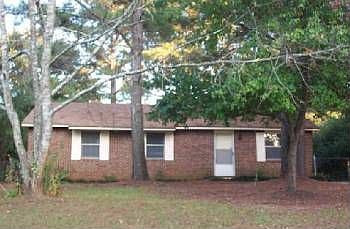 2nd image of 140 Woodcrest Way