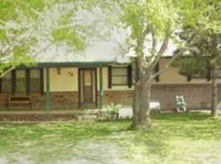2 W Weatherly Ct, Valley Center, KS 67147