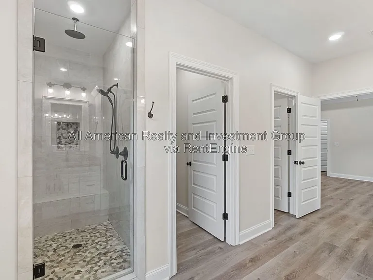 331 Adams Dr — Photo 24