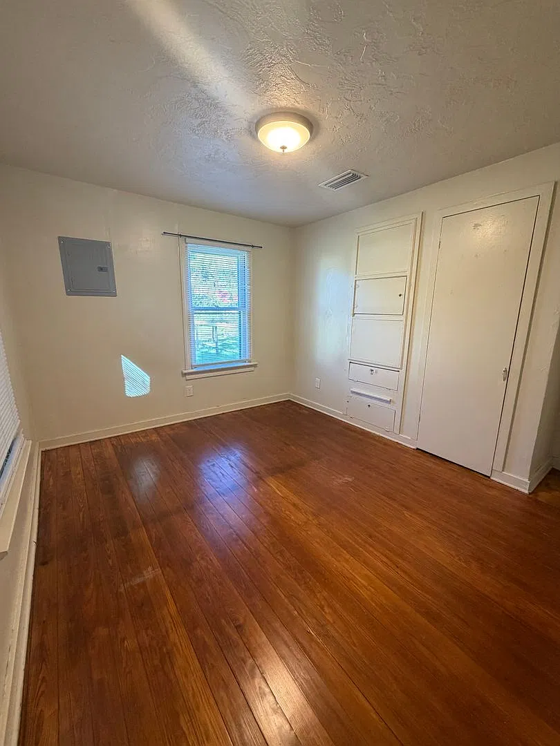 Charming 2-Bedroom Home in Northwest Gainesville — Photo 3