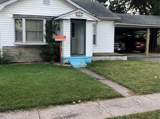 139 E 2nd St, Roxana, IL 62084