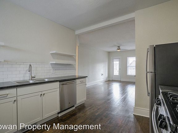 3rd image of 714 Gladstone Ave APT 2