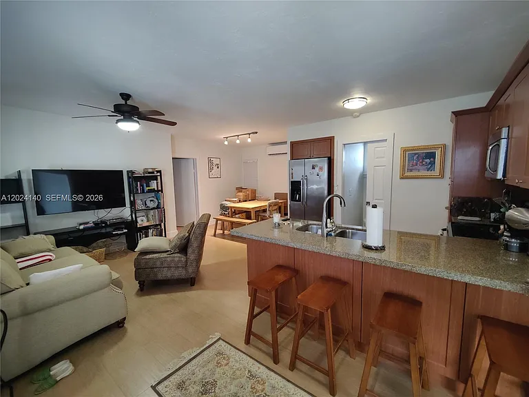 1823 S Bayshore Ln — Photo 35