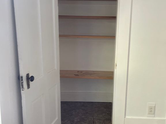 4th image of 213 W Main St APT B