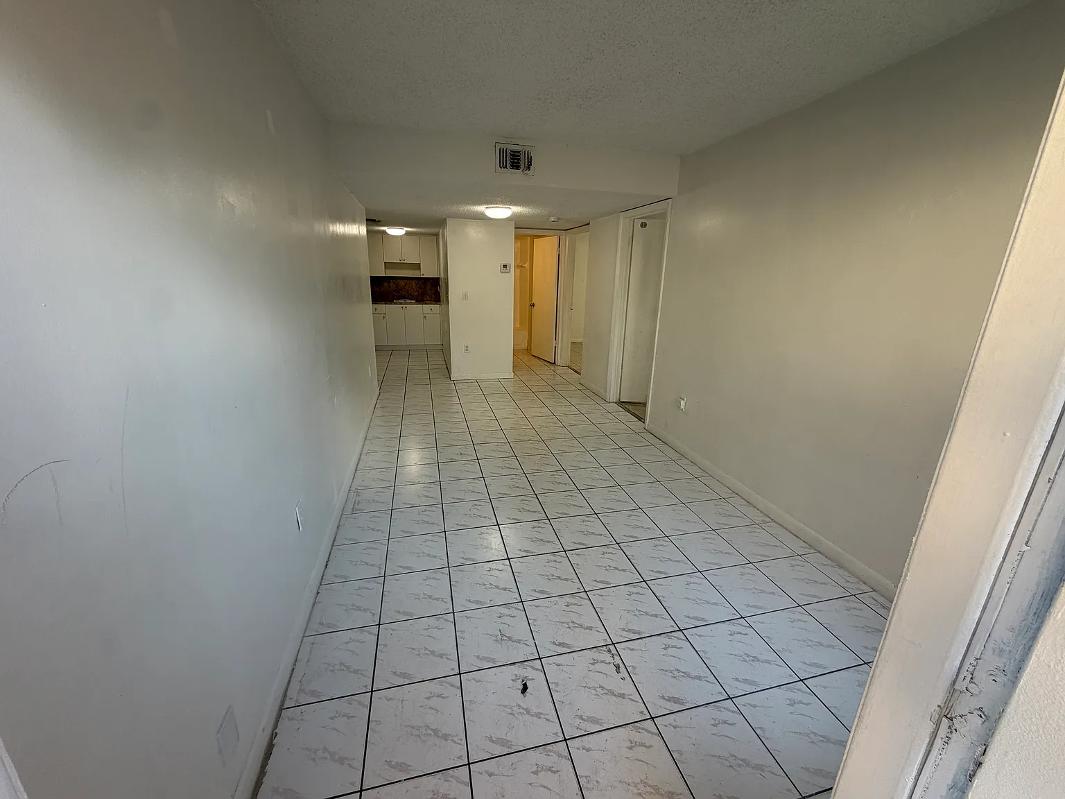 2 bed, $2,000 — Photo 3