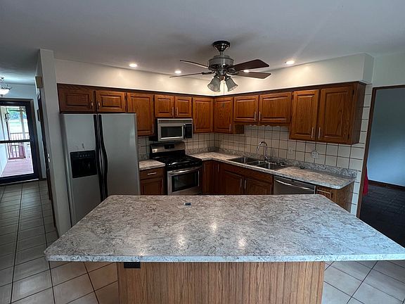 4th image of 11128 Cedarbrook Rd