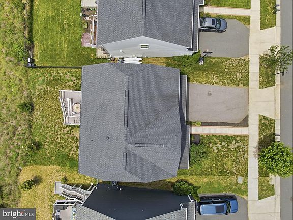 3rd image of 2269 River Birch Rd