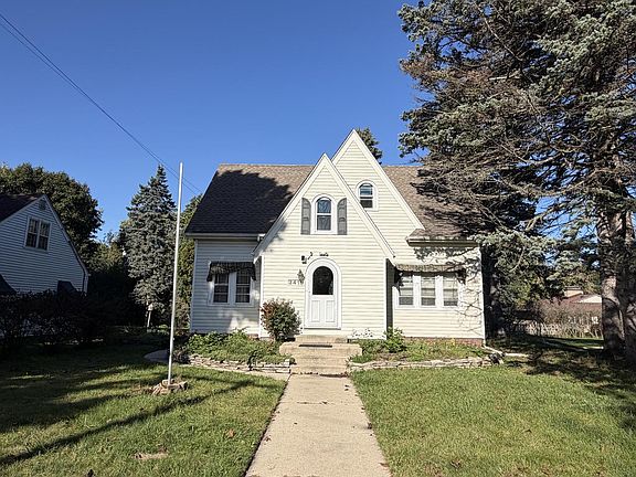 2nd image of 3418 N Elmwood DRIVE