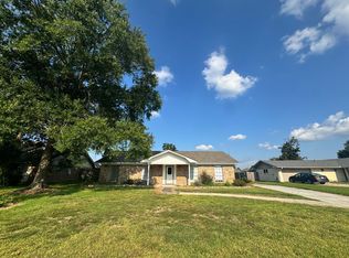1415 Forest Ln, Sulphur, LA 70663