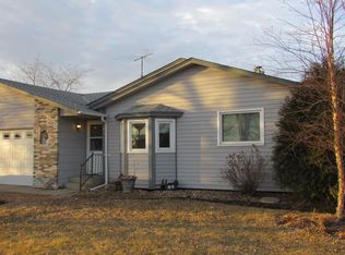 14178 Pineview Dr, Becker, MN 55308