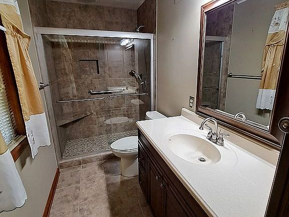 5th image of 2535 Spencer Dr