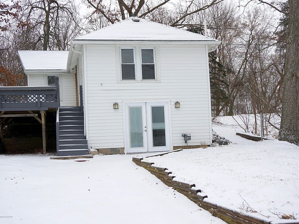 1st image of 9321 Oakdale Dr