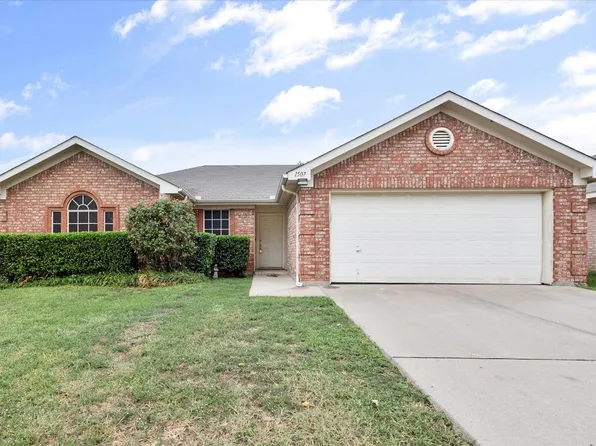 1507 Coastline Ln, Mansfield, TX 76063