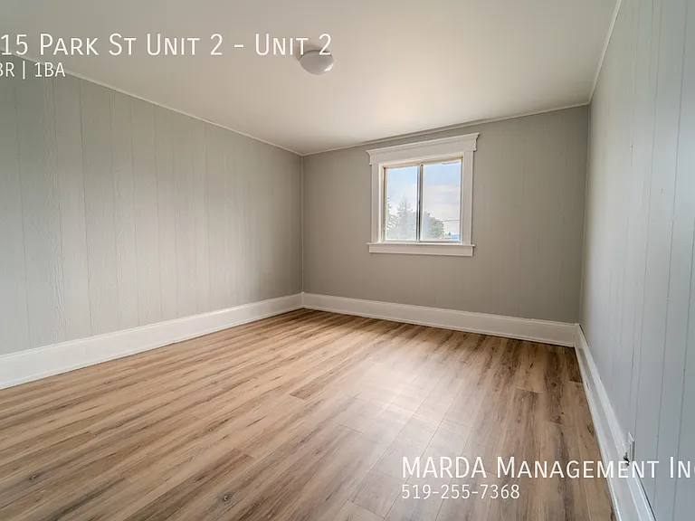 215 Park St #2 — Photo 4
