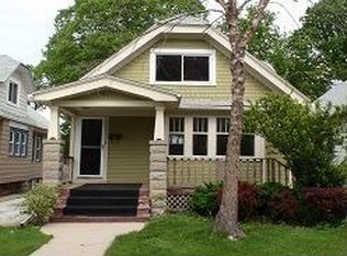 916 N 49th St, Milwaukee, WI 53208