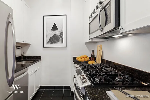 Sold by Warburg | media 13