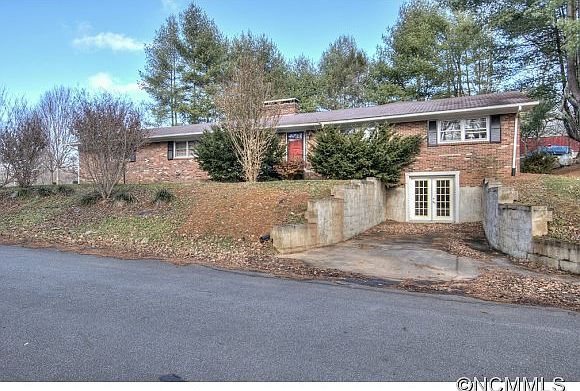 1st image of 50 Henson Dr
