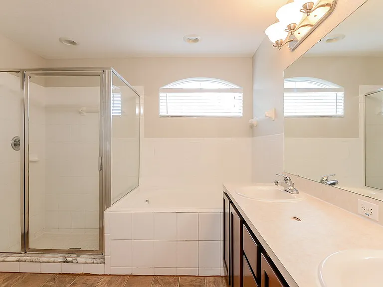 2937 Coach Lamp Rd — Photo 10