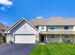 703 Greenview Cir, Lake Geneva, WI 53147
