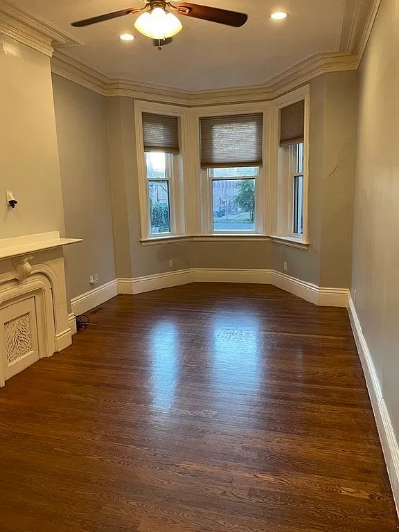 4 bed, 9999 sqft, $6,900 — Photo 3