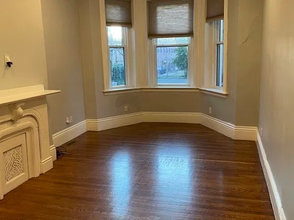 2 Wigglesworth St APT 1, Boston, MA 02120