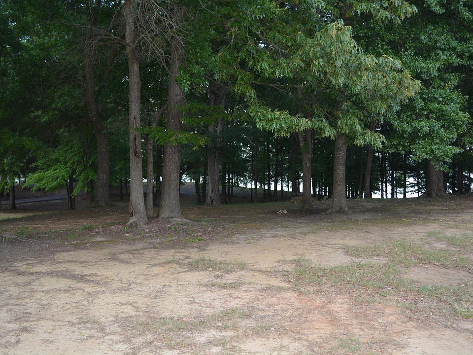 2nd image of Edgewater Subdivision Lot 16