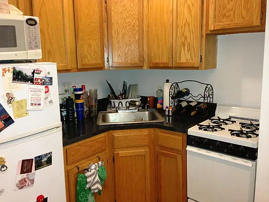 Rented by America Mecca Realty LLC | media 20