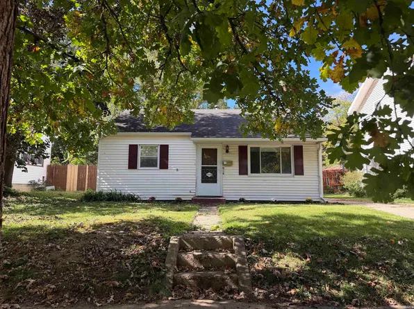 2309 Westbrook Dr, Fort Wayne, IN 46805