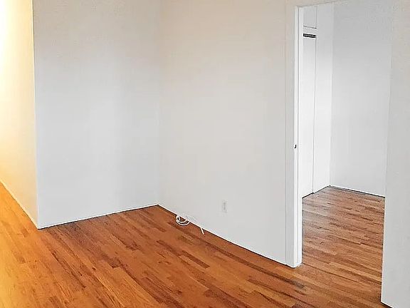 2nd image of 240 W 15th St APT 31