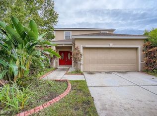 10006 Smarty Jones Dr, Ruskin, FL 33573