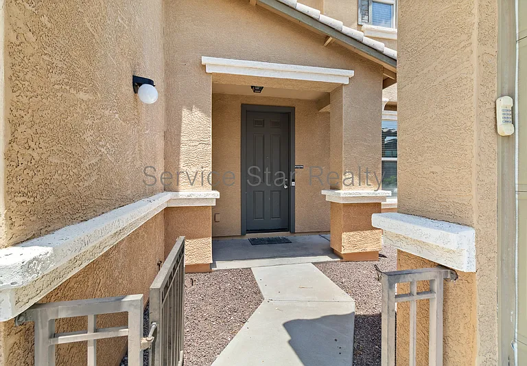 3448 E Merrill Ave — Photo 3