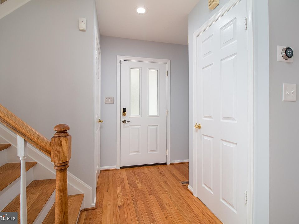 20416 Alderleaf Ter Germantown MD Zillow