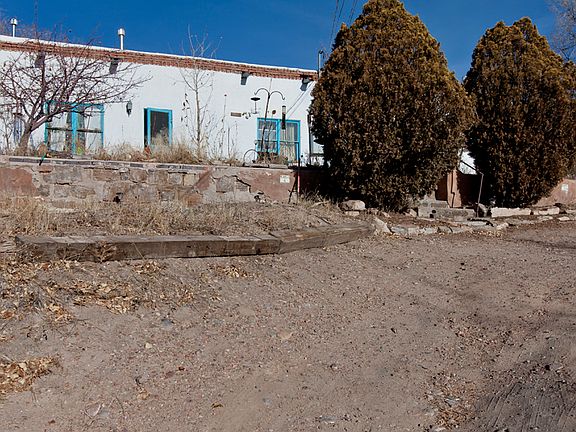 2nd image of 645 E Palace Ave