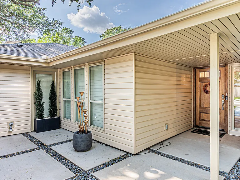 6935 Kingshollow Dr — Photo 37