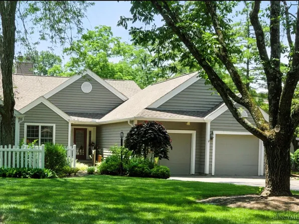 7904 Causeway Ln, Cincinnati, OH 45255