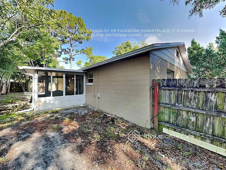 340 Micanopy Ct — Photo 17
