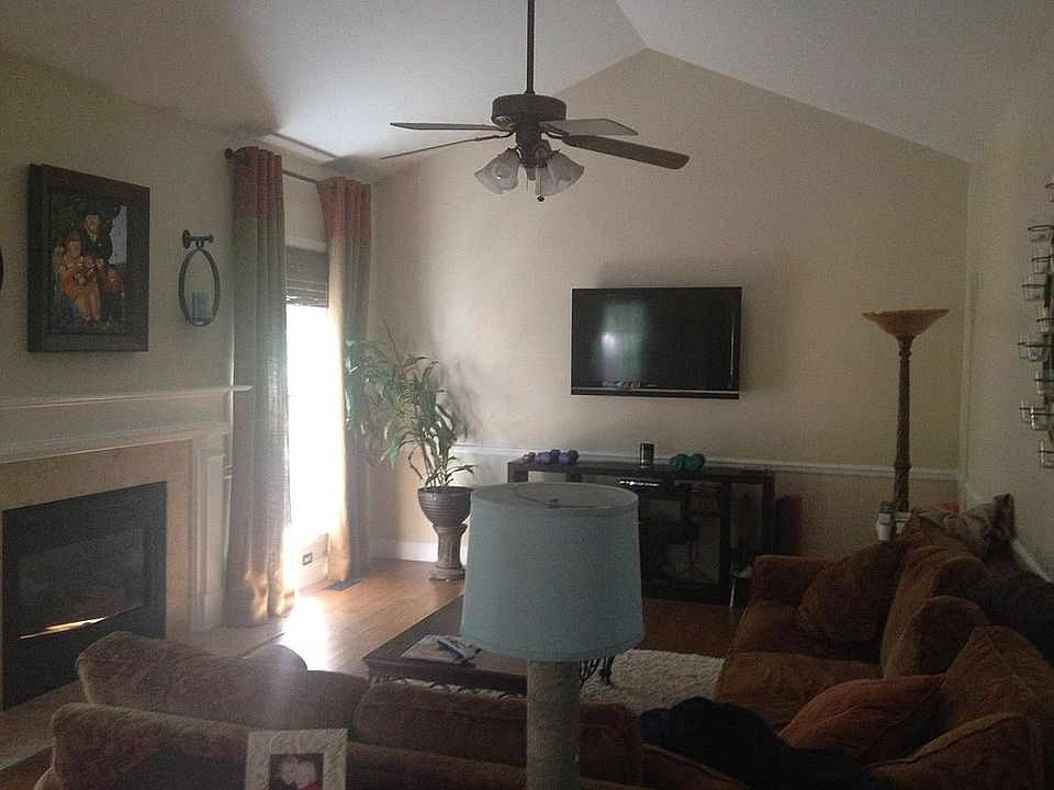 2nd image of 515 Prince Of Wales Ct