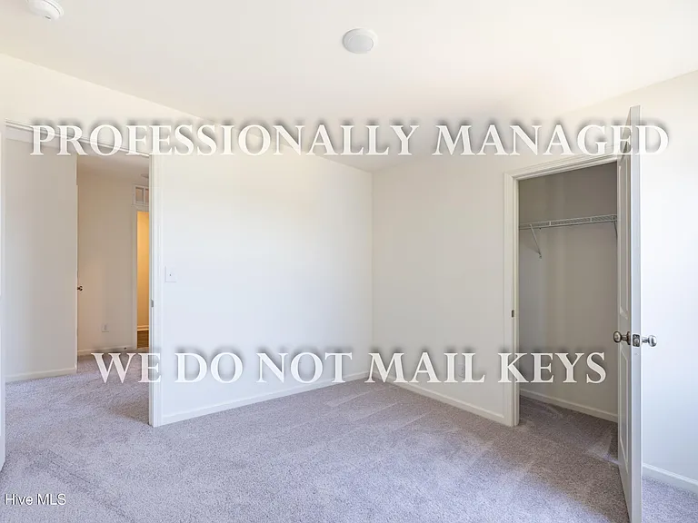 109 Ferry Ct — Photo 18